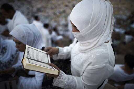 Saudi Arabia: Women Hajj pilgrims no longer need to be accompanied by male guardian Saudi Arabia: Women Hajj pilgrims no longer need to be accompanied by male guardian