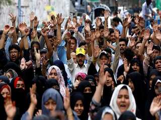 Pakistan: Thousands hit streets in Khyber Pakhtunkhwa province