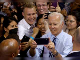 Poll: US President Joe Biden's approval rating drops down to 40 percent