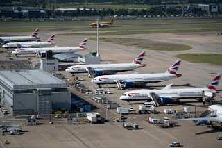 Pakistan International Airlines leases out its seven landing spots at Heathrow Airport