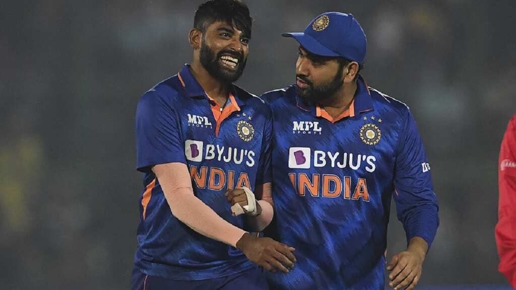 Mohammed Shami or Mohammed Siraj? Sunil Gavaskar picks Jasprit Bumrah's replacement for T20 World Cup