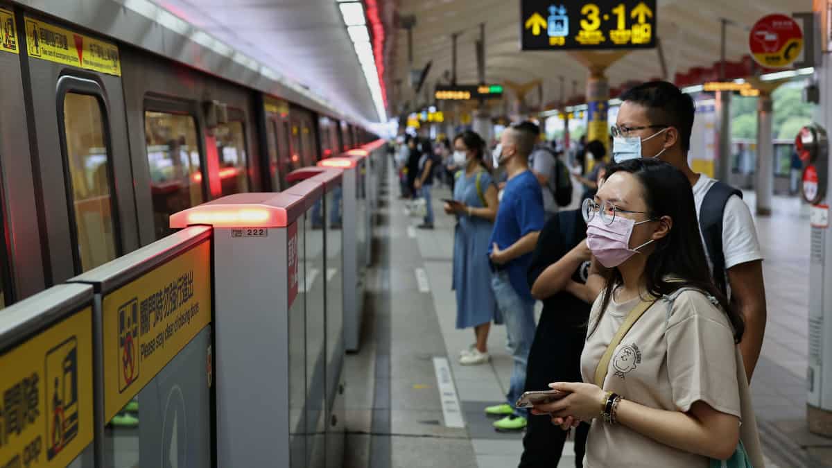 Report: Largest metro in Taiwan to begin trial for free sanitary products for women