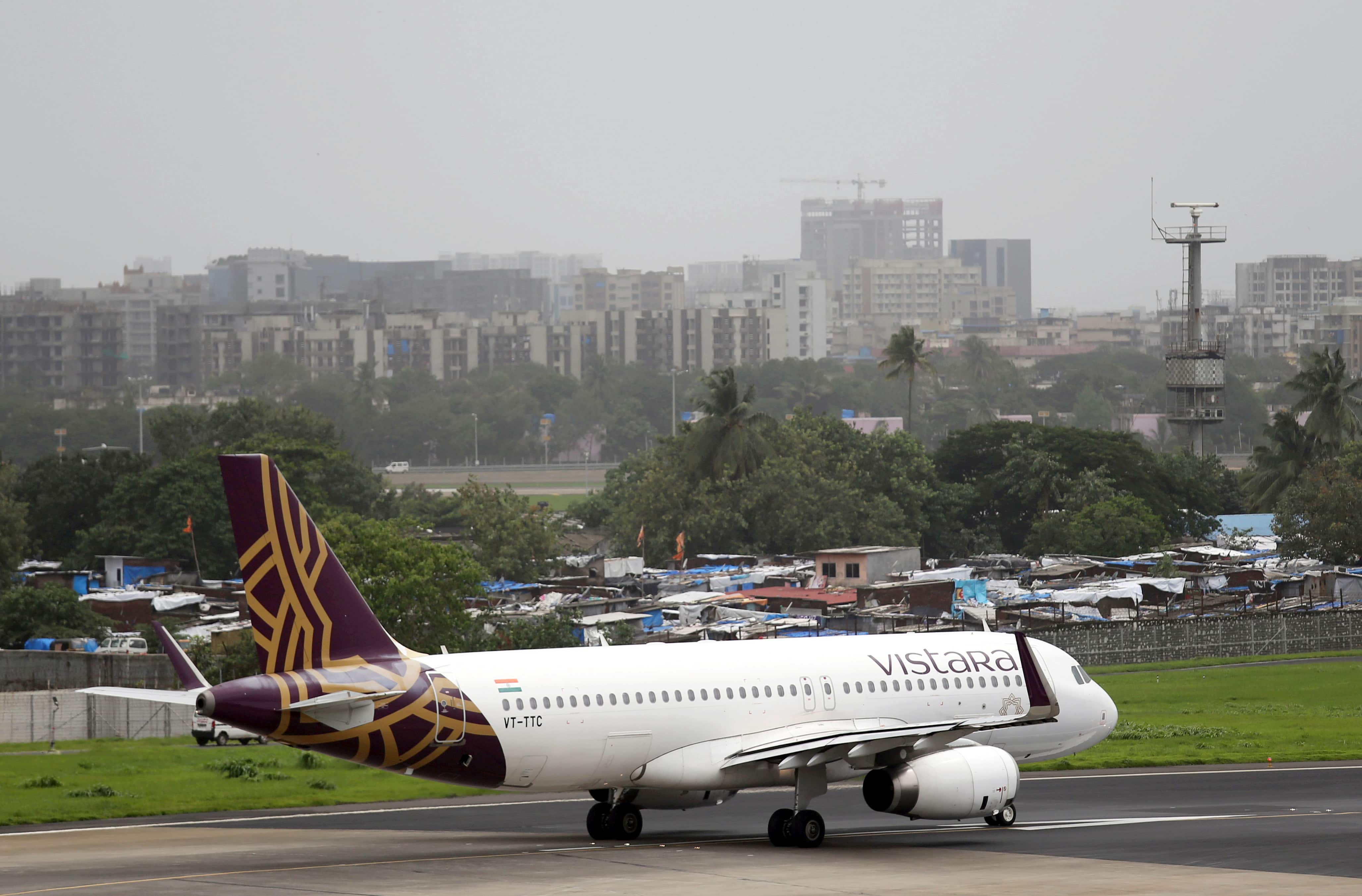 Singapore Airlines, Tata Group in ‘confidential talks’ over Air India, Vistara integration Singapore Airlines, Tata Group in ‘confidential talks’ over Air India, Vistara integration