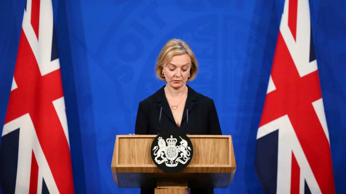 A turbulent day for UK politics Finance minister replaced, Liz Truss