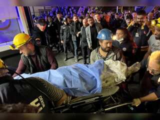 49 workers trapped in high-risk area, rescuers work throughout night as death toll rises in Turkiye