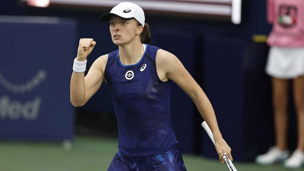 World no.1 Iga Swiatek rallies past Jessica Pegula to reach San Diego Open final