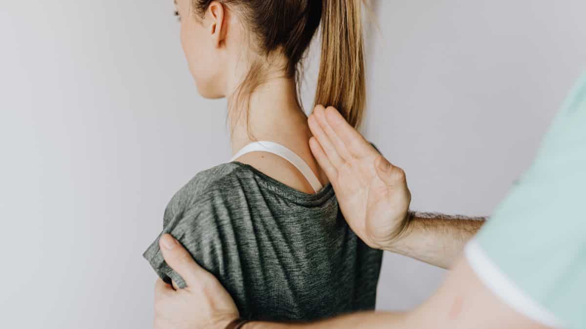 World Spine Day 2022: Tips to keep your spine strong and healthy World Spine Day 2022: Tips to keep your spine strong and healthy