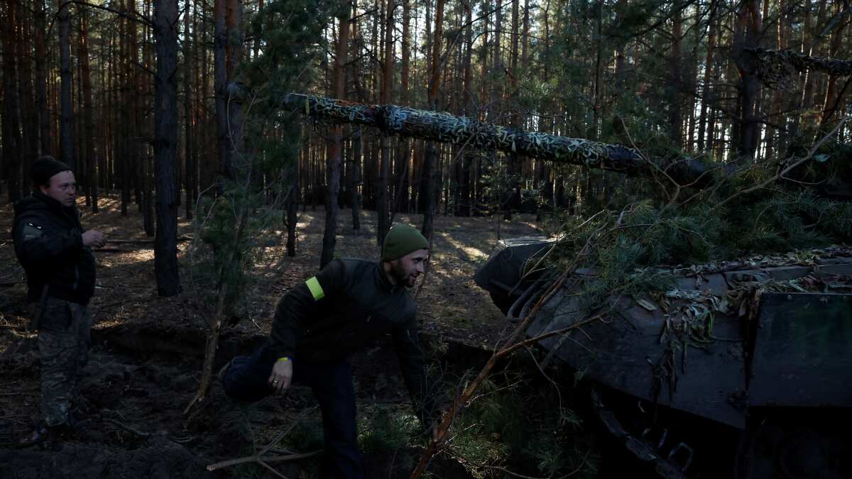 India advises its citizens to leave Ukraine at earliest as conflict escalates India advises its citizens to leave Ukraine at earliest as conflict escalates