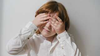 Excessive screen time causing dry eye problems in kids, experts warn