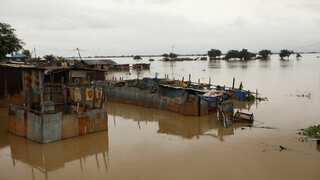 Nigeria floods: Death toll has passed 600, says government