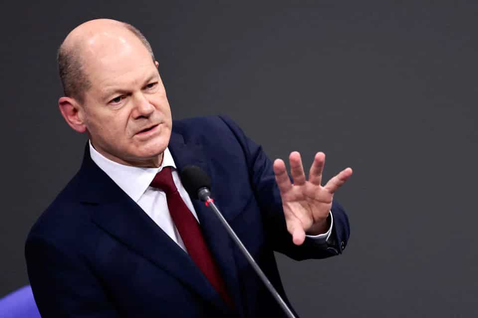 Amid looming power crunch, Germany decides to extend operations of remaining 3 nuclear plants