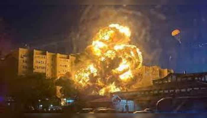 Russian warplane crashes in southern city near Ukraine border; six killed 25 injured