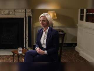 Liz Truss apologises for economic 'mistakes'