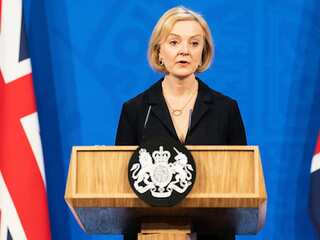 UK: Some Conservative MPs call for PM Liz Truss to step down