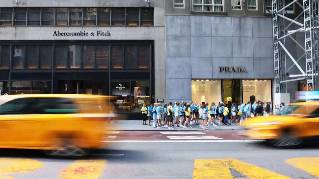 Fitch: Inflation and fed hikes to drive US economy into recession