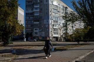 Kremlin-installed officials begin evacuating civilians from Kherson region of Ukraine