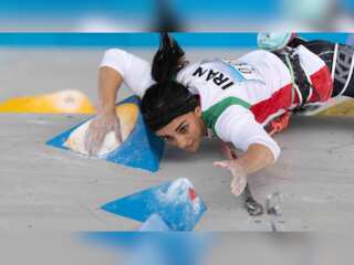 Iranian climber Elnaz Rekabi returns to Tehran; apologises to the people of Iran