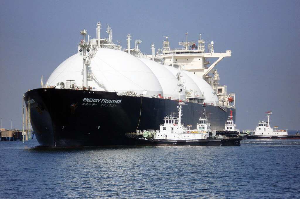 Europe stares at tough winter as China bans LNG supply