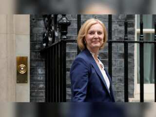 'Cannot deliver the mandate I was elected on', says Liz Truss