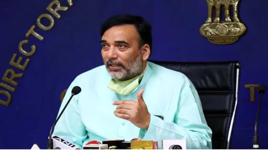 Six months jail for bursting firecrackers in NCR on Diwali: Delhi environment minister