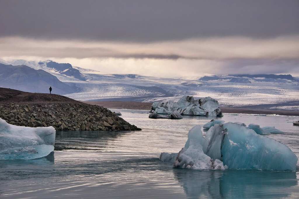 WION Climate Tracker: 21-member team installs hydrophones in Arctic