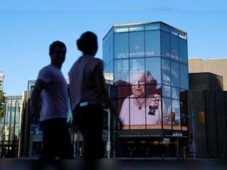 Canada: 11 Quebec opposition lawmakers shun oath, opens up debate about continuing monarchy