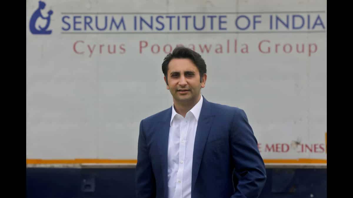 India: Vaccine maker SII forced to destroy 100 million doses of expired Covid vaccine India: Vaccine maker SII forced to destroy 100 million doses of expired Covid vaccine