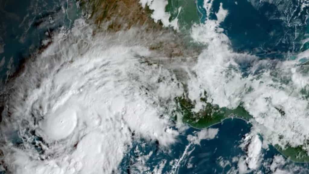 Hurricane Roslyn strengthens to Category 4, Mexico braces for landfall over the weekend
