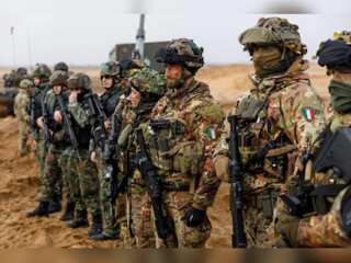 250 German & Estonian soldiers run joint NATO drills in Estonia