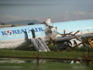 Philippines: Korean air flight overshoots runway at Cebu airport
