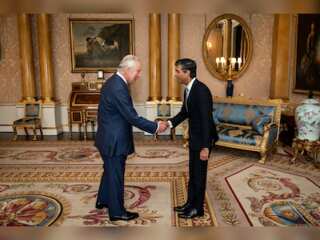 UK: Rishi Sunak becomes Prime Minister after meeting King Charles at Buckingham Palace