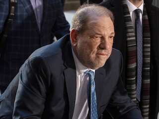 US: Harvey Weinstein rape trial in Los Angeles, accuser tearfully recounts assault
