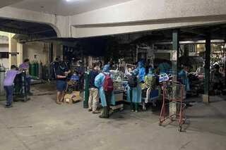 Aftershocks rock Philippines as six hurt by strong quake