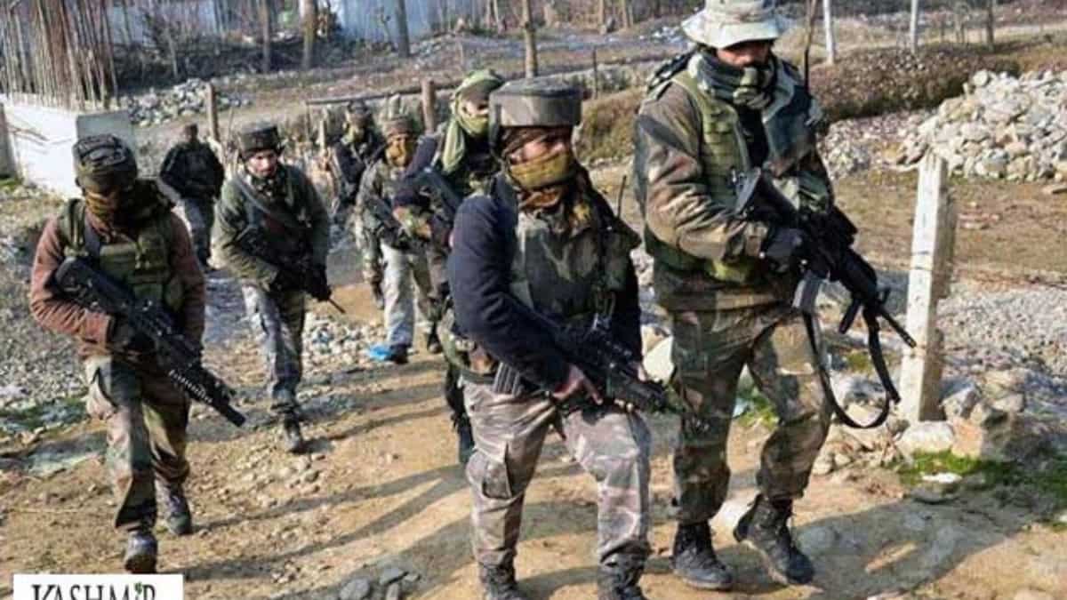 One foreign terrorist killed during infiltration bid near LoC in North Kashmir One foreign terrorist killed during infiltration bid near LoC in North Kashmir
