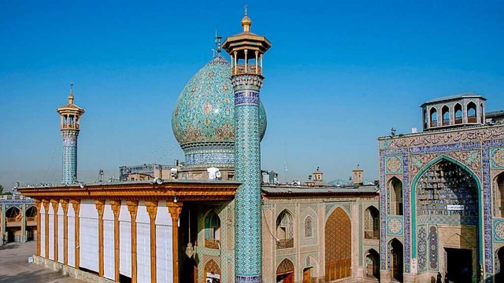 Attack on Shiraz shrine kills at least 15, ISIS claims responsibility