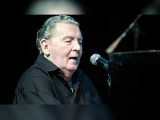 Jerry Lee Lewis, 'Great Balls of Fire' Musician dies at 87