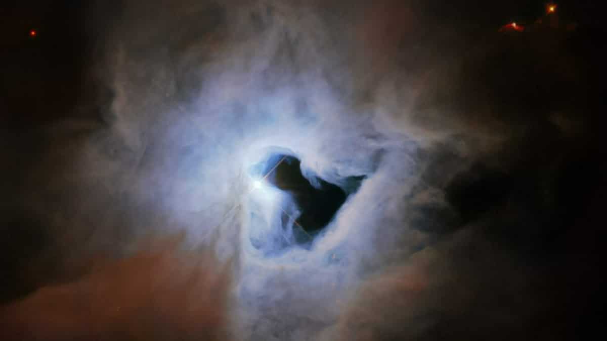 NASA posts fantastic image of a 'cosmic keyhole'