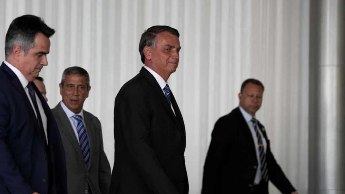 Brazil: Bolsonaro fails to acknowledge election loss in first speech; transition of power to begin
