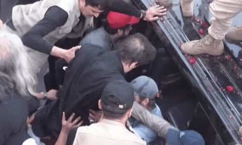 'Assassination attempt' on Imran Khan: Pakistan ex-PM sustains gunshots, two aides also injured