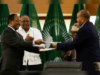 Ethiopia's warring sides agree to end fighting in a breakthrough deal