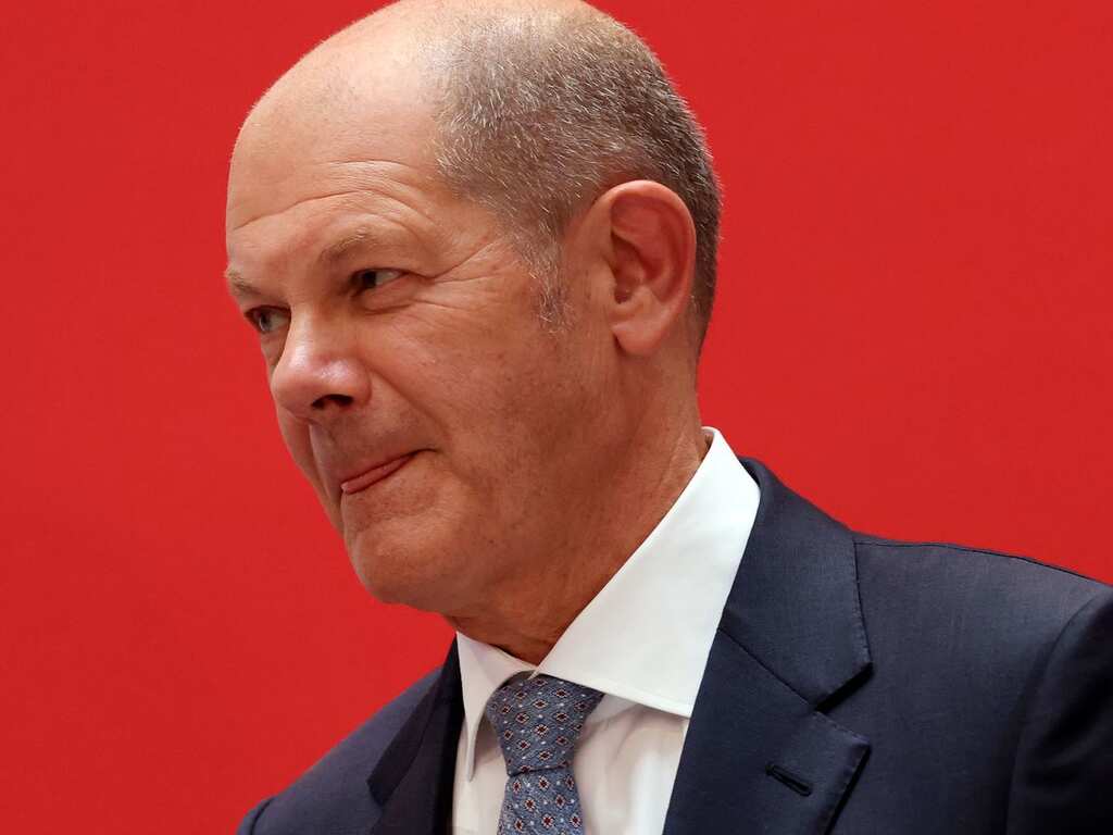 German Chancellor arrives in China, Scholz's coalition uncertain about its relation with Beijing