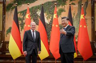 German Chancellor Olaf Scholz meets Chinese President Xi Jinping during his critical 'financial' visit
