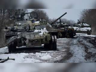 Russia signals retreat in southern Ukraine but Kyiv fears trap