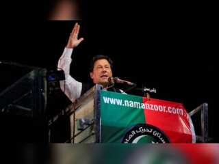 Pakistan Army rejects Imran Khan‘s allegations; latter insists on naming the officer in his FIR