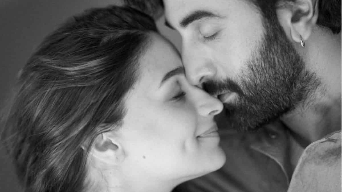 It's a girl! Alia Bhatt and Ranbir Kapoor welcome their first child It's a girl! Alia Bhatt and Ranbir Kapoor welcome their first child