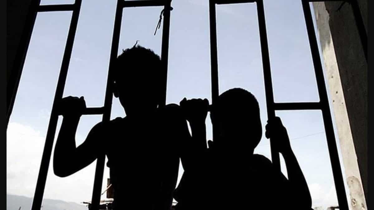 Gunmen in Nigeria release kidnapped children in the northwest region; all kids reunited with parents Gunmen in Nigeria release kidnapped children in the northwest region; all kids reunited with parents