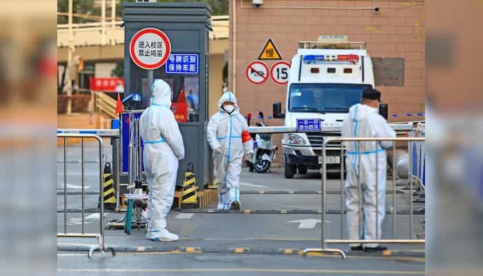 China: Zero Covid policy sparks worry among Beijing residents