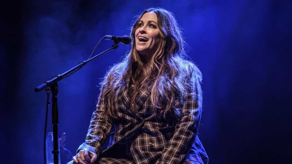 Alanis Morissette cites 'sexism' for dropping out of Rock & Roll Hall Of Fame gig