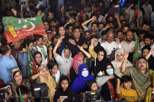 Pro-Imran Khan protesters block roads to Islamabad as political turmoil continues in Pakistan Pro-Imran Khan protesters block roads to Islamabad as political turmoil continues in Pakistan