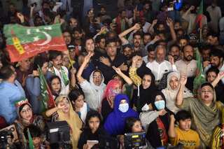 Pro-Imran Khan protesters block roads to Islamabad as political turmoil continues in Pakistan